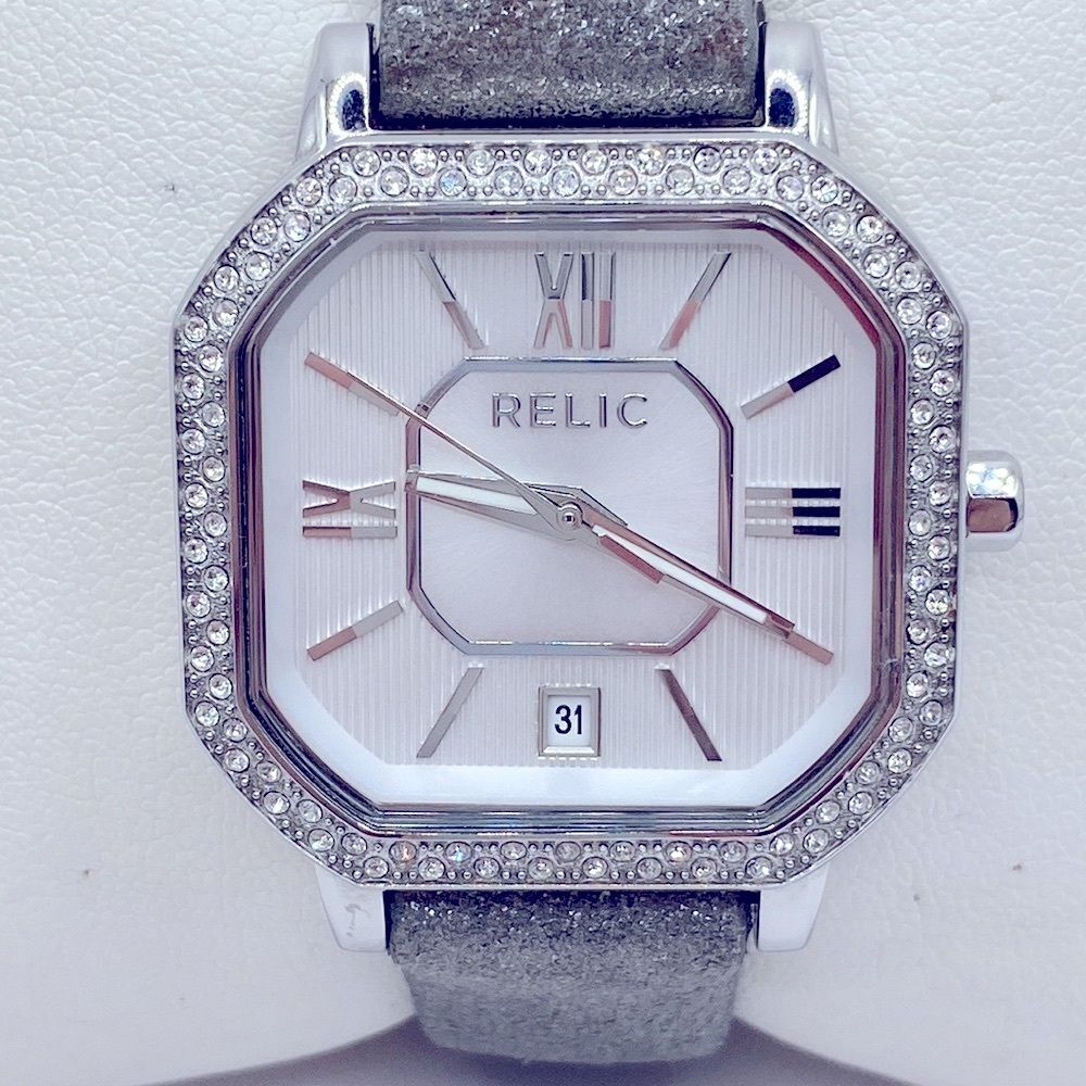 Working! Relic by Fossil Gray Metallic Leather Band Rhinestone Bezel Watch - Picture 2 of 11